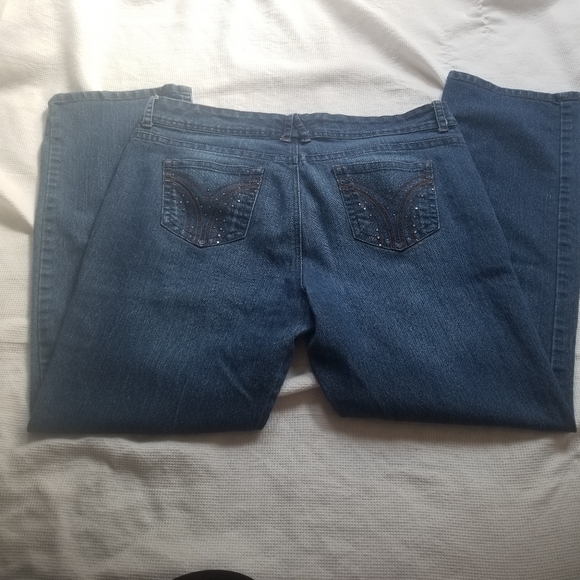 Gloria Vanderbilt  Jeans - Picture 3 of 4